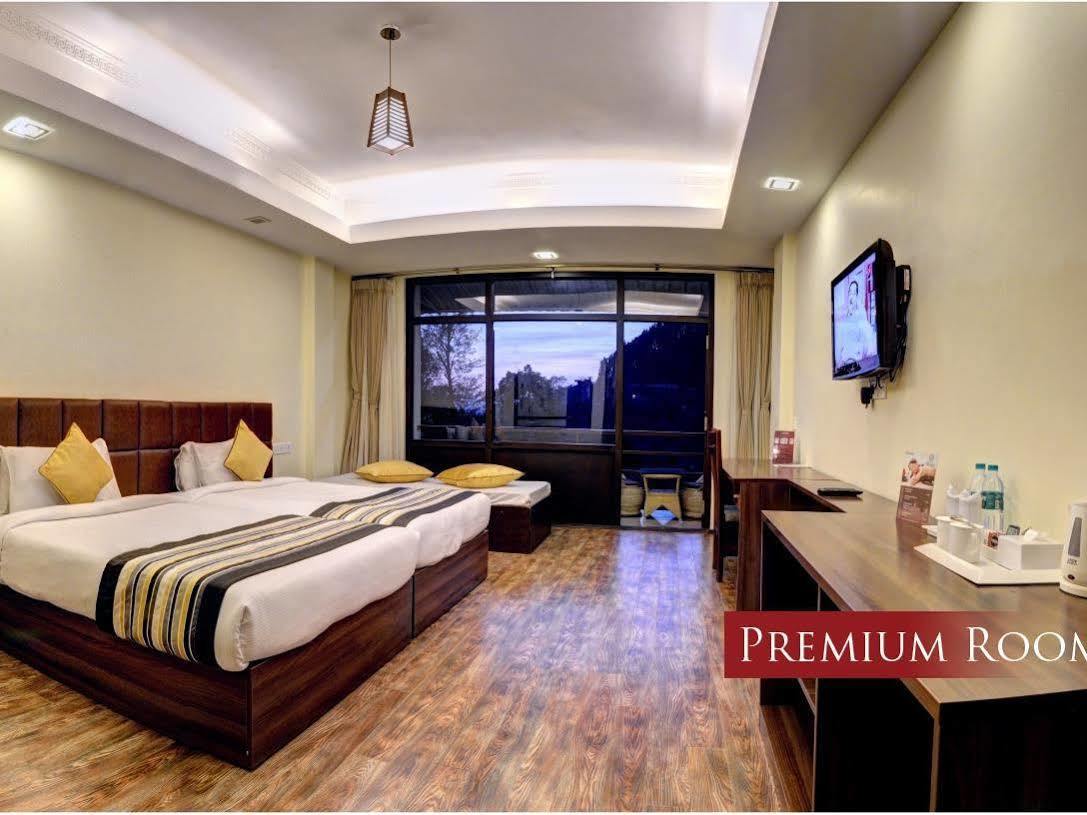 Summit Norling Resort & Spa Гангток Екстериор снимка